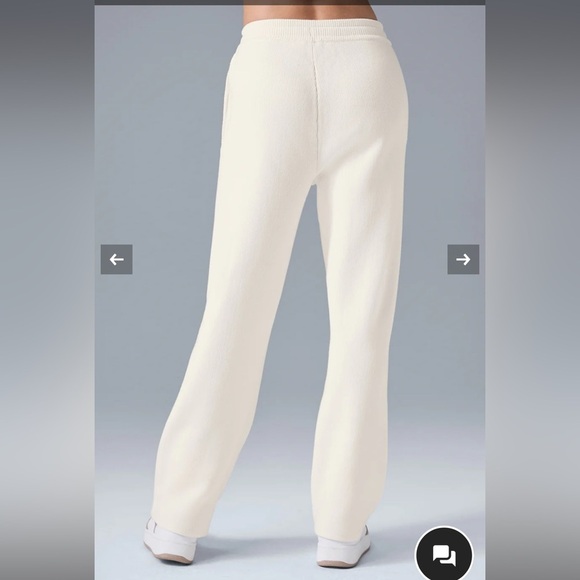 ALO Yoga Scholar Straight Leg Sweatpant XS Ivory NWT - Picture 3 of 7